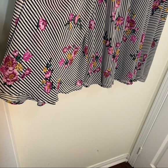 Torrid Skater Skirt Size 2X - Picture 6 of 12